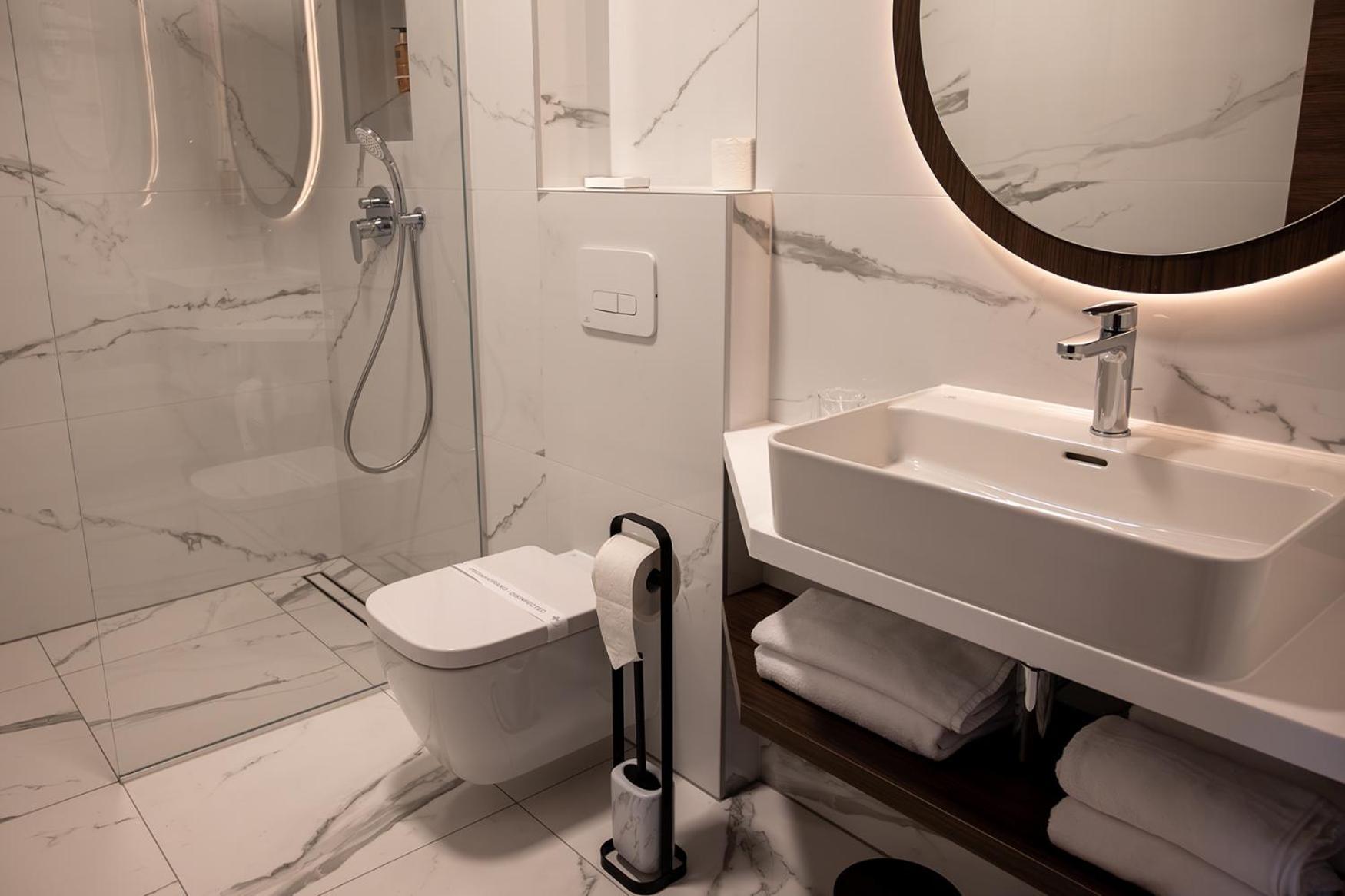 Diamond Hotel Загреб Экстерьер фото